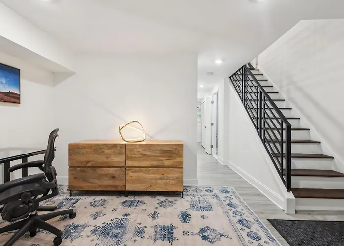 Family Friendly In The Heart Of Mt Airy